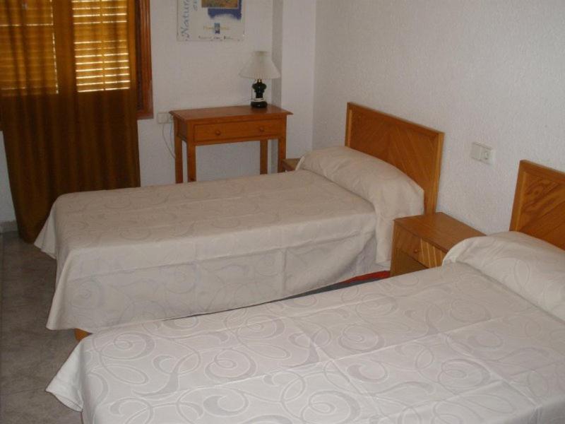 Hotel Casa De Huespedes El Almendro à Ibiza Chambre photo